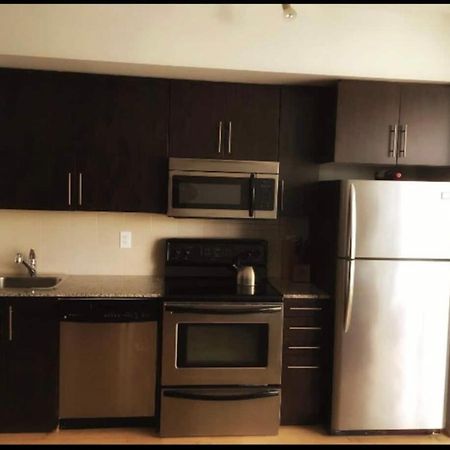 דירות Beautiful Unit In Heart Of Downtown טורונטו מראה חיצוני תמונה