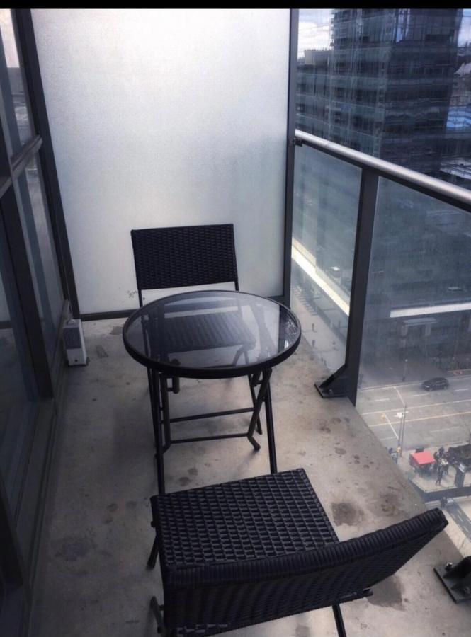 דירות Beautiful Unit In Heart Of Downtown טורונטו מראה חיצוני תמונה